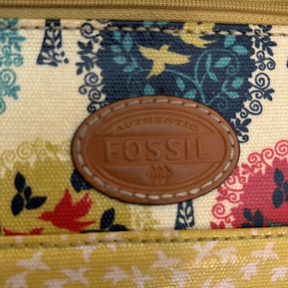 Fossil zipper Wallet with birds and trees - Picture 10 of 11